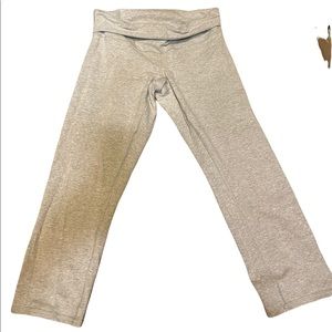 Lululemon Size 8 Align Cropped Leggings